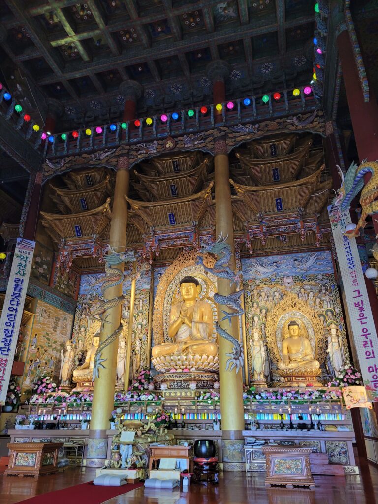 temple Yakcheonsa Jeju